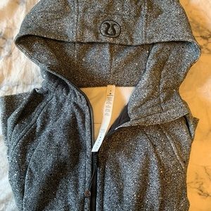 NWT Lululemon Scuba Hoodie Light Cotton Size 4